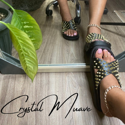 Delilah Slide